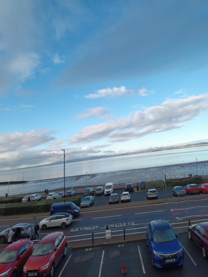 Eden Vale Ground Floor Sea View Apartment Morecambe Kültér fotó